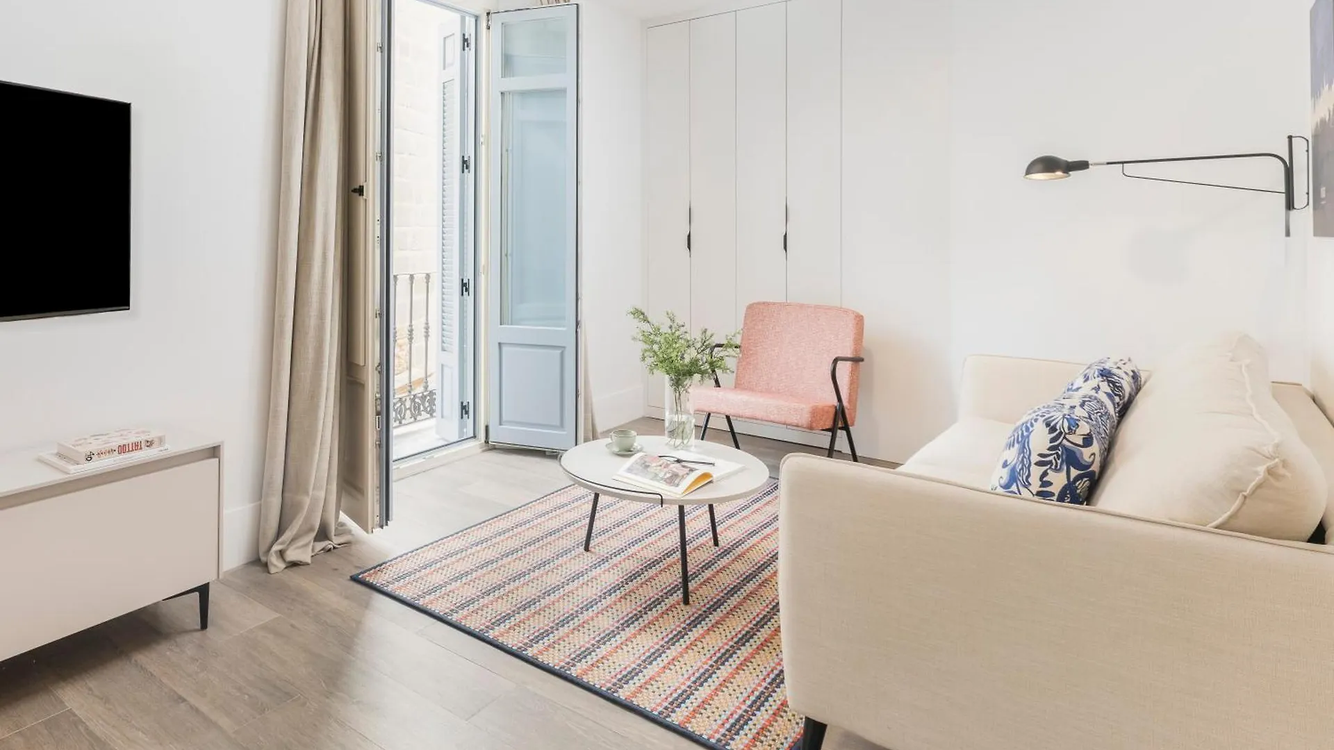 Homeclub Elegante Piso Junto Al Museo Picasso I マラガ 0*,  スペイン
